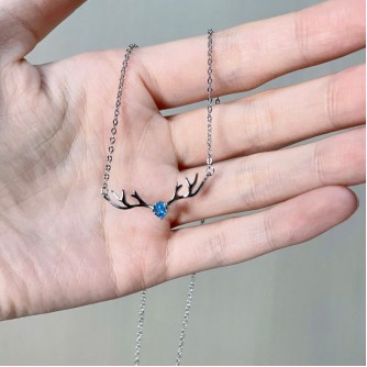 Lady Go Antlers Necklaces