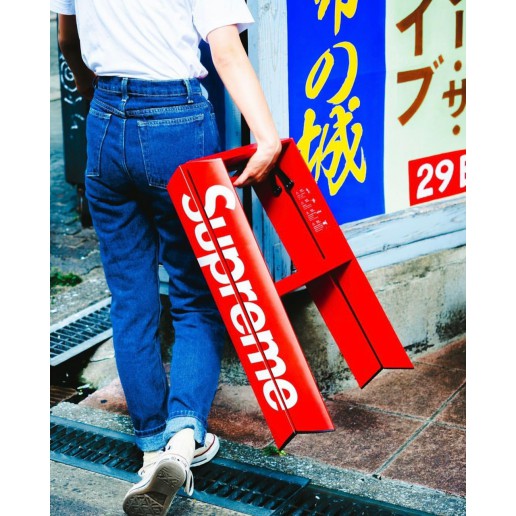 Supreme Lucano Step Ladder