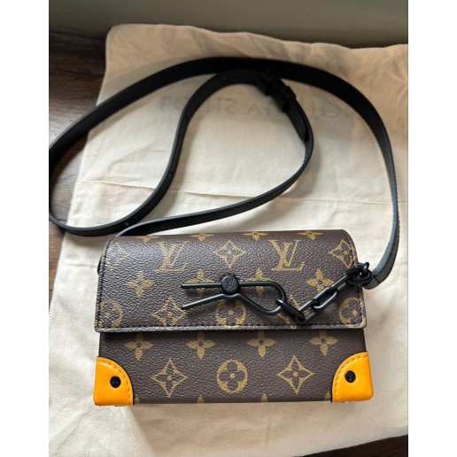 Louis Vuitton Steamer Monogram Wallet Bag Fw22