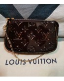 Louis Vuitton Pochette Mini SlingBag 2023