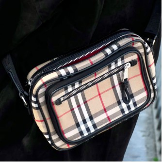 Burberry Vintage CameraBag