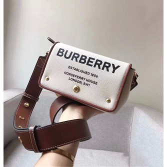 Burberry Note HorseFerry MailBag