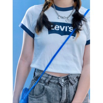 Levis SS23 White Navy top