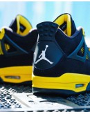 Nike AirJordan 4 Thunder