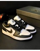 Nike Air Jordan 1 Low ’Panda‘