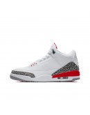 Nike AirJordan 3 ‘ Fire Red ‘