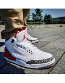 Nike AirJordan 3 ‘ Fire Red ‘