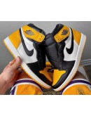 Nike AirJordan 1 ’ Taxi ‘ Yellow Toe 2022