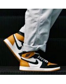 Nike AirJordan 1 ’ Taxi ‘ Yellow Toe 2022