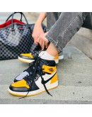 Nike AirJordan 1 ’ Taxi ‘ Yellow Toe 2022