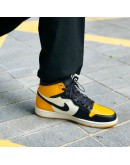 Nike AirJordan 1 ’ Taxi ‘ Yellow Toe 2022