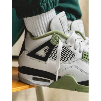 Nike Air Jordan 4 ‘SeaFoam‘