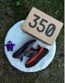 Yeezy Boost 350 ‘ Carbon ’  2023