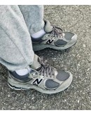 New Balance 2002R