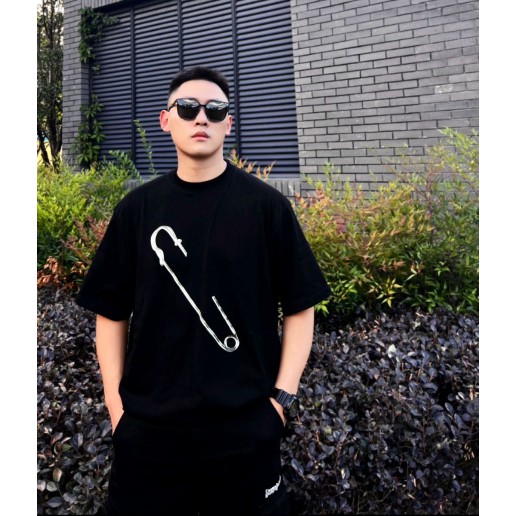 Lounqu 3D PaperClip Tee