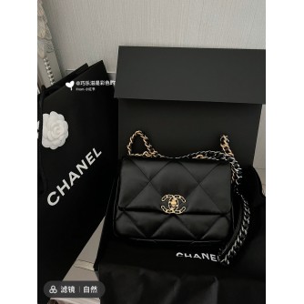 Ready Stock CHANEL 19 小号 small