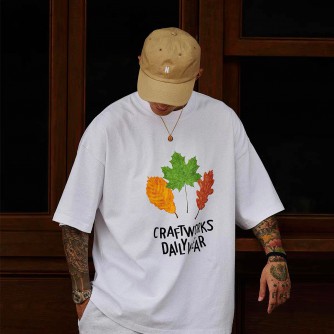 Ùnbent White Maple Leaf Tee oversize